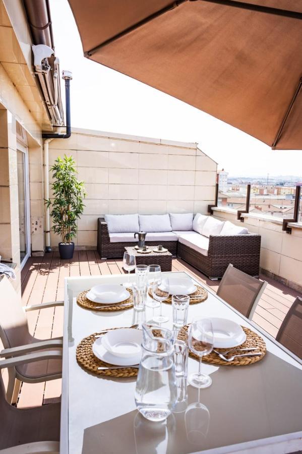 Apartamento Lujoso Atico Entre 2 Playas Con Garaje, Terraza, Vistas Y Wifi Gijón